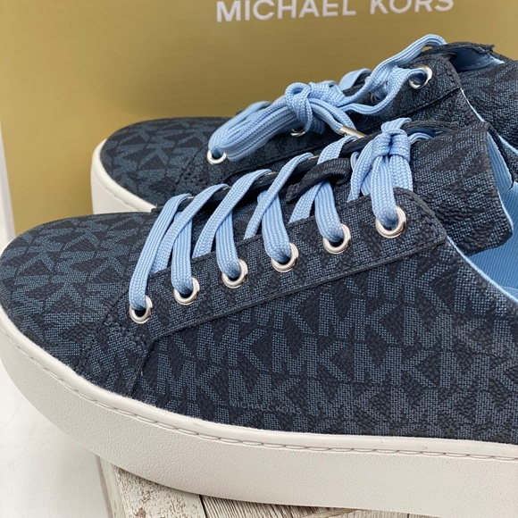 Michael Kors Poppy Lace Up Sneakers Light Blue - Picture 9 of 14